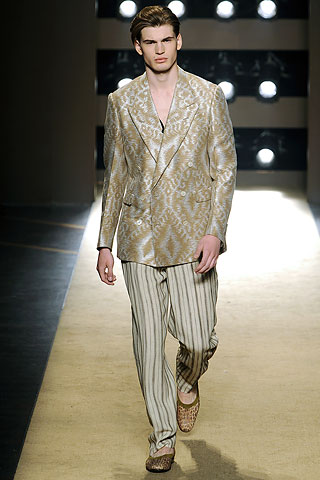 Gianfranco Ferre / - 2011